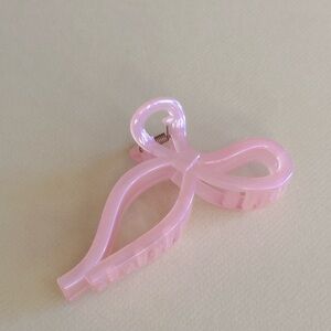 Pink Bow Hair Clip K22